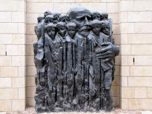 Instytut Holokaustu Yad Vashem, pomnik Janusza Korczaka