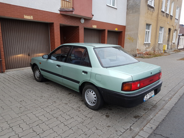 Opinia na temat samochodu/ czy kupować? 323 92r